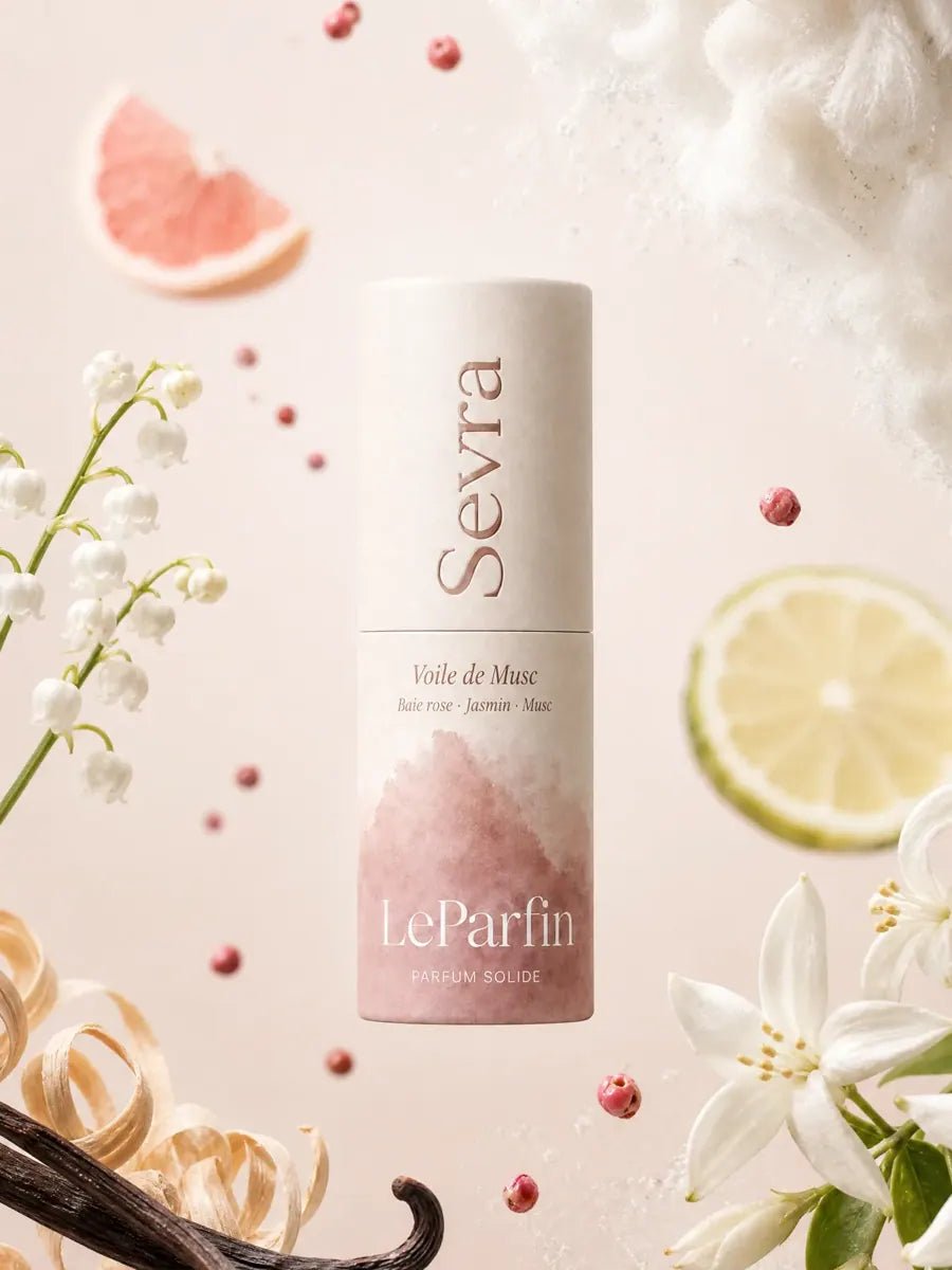 Sevra et ses matières : Baie rose · Jasmin · Musc